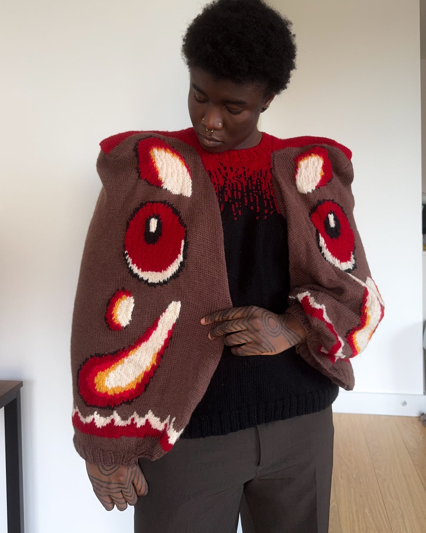 Reversible moth jumper