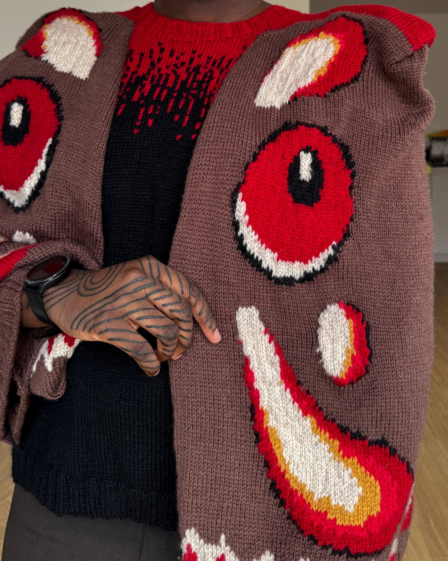 Reversible moth jumper